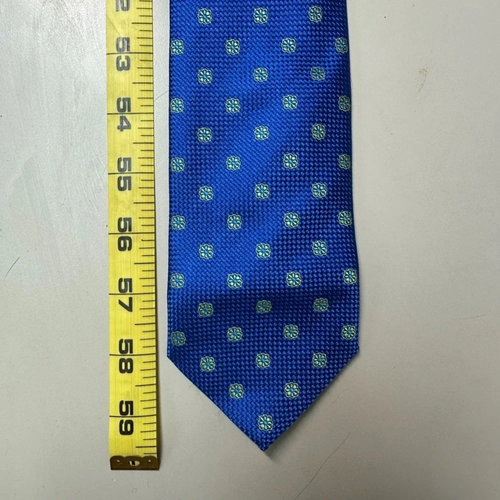 Robert Talbott Best of Class Silk Tie Blue Green Floral Medallion Made in Italy